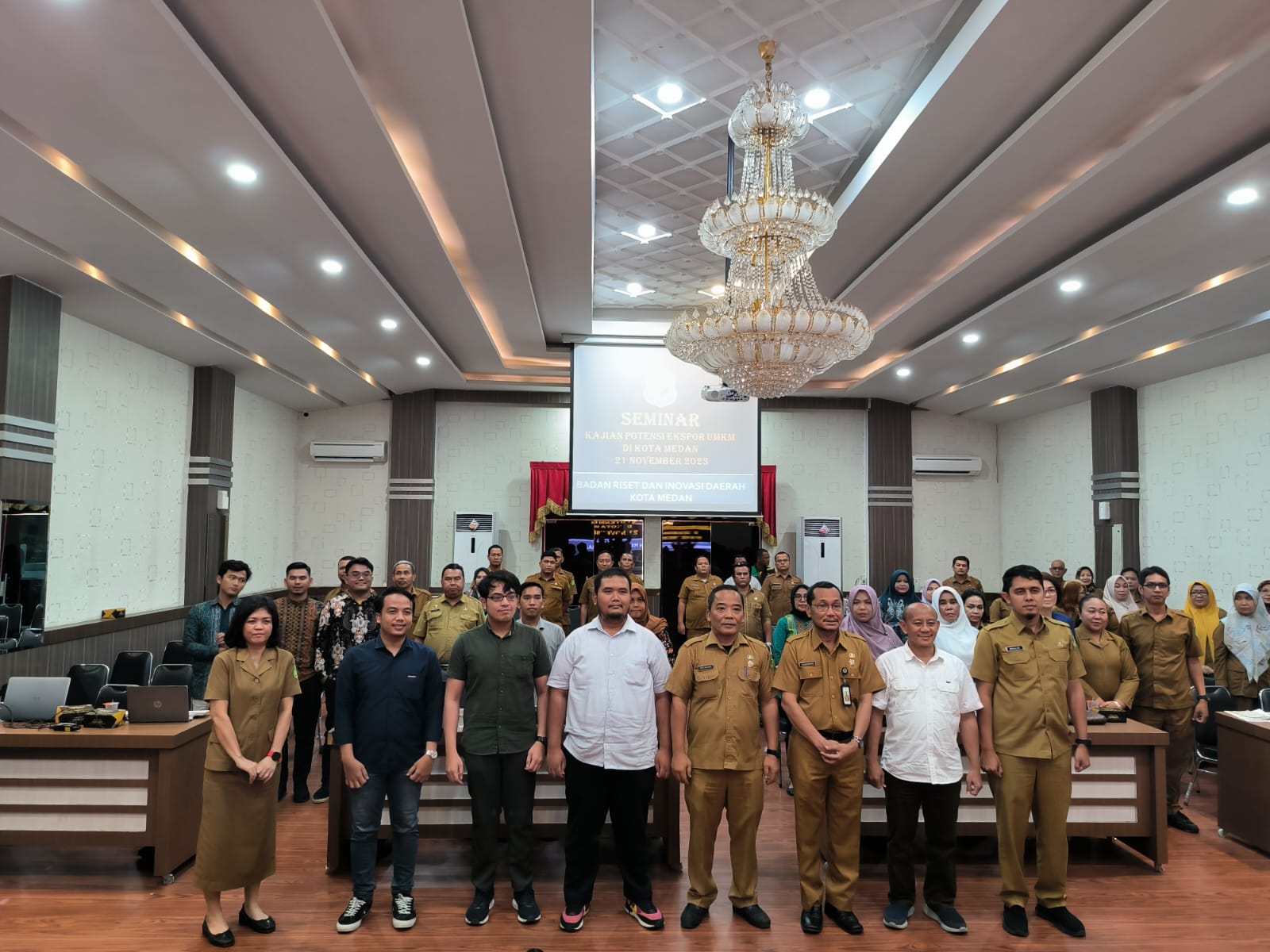 Pemberdayaan program kerjasama Free Trade Agreements (FTA) yang terbina dengan beberapa negara sahabat bisa mendorong peningkatan ekspor Usaha Mikro Kecil Menengah (UMKM) Kota Medan